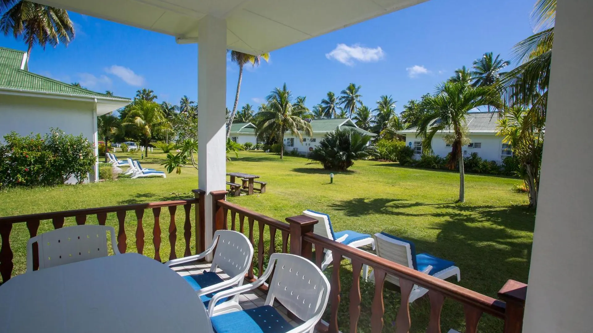 Chalets D'Anse Forbans Selfcatering Takamaka